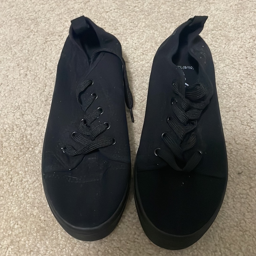 Sole Mates Black Women’s Sneakers, Size 9/10 XL, New Never Worn!